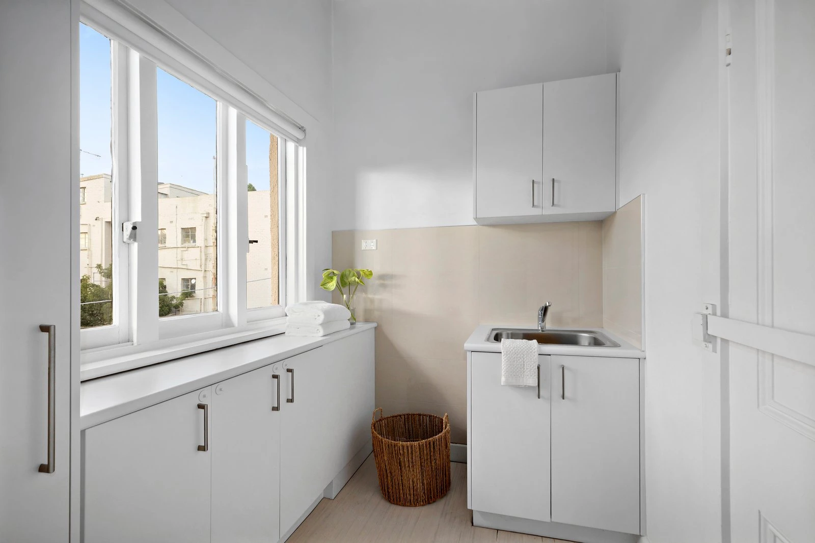 2/42 Grandview Grove, Prahran, 3181