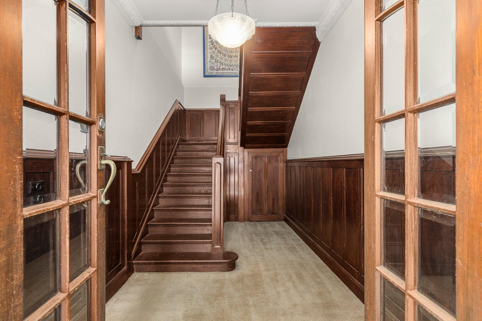 2/43 Acland Street, St Kilda, 3182