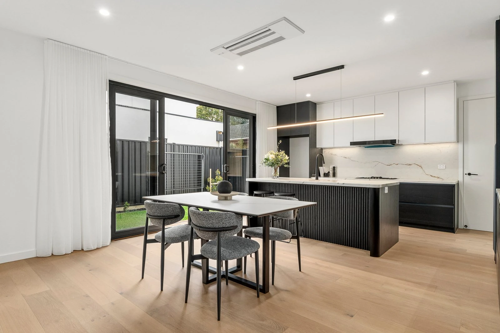 243 Tucker Road, Mckinnon, 3204