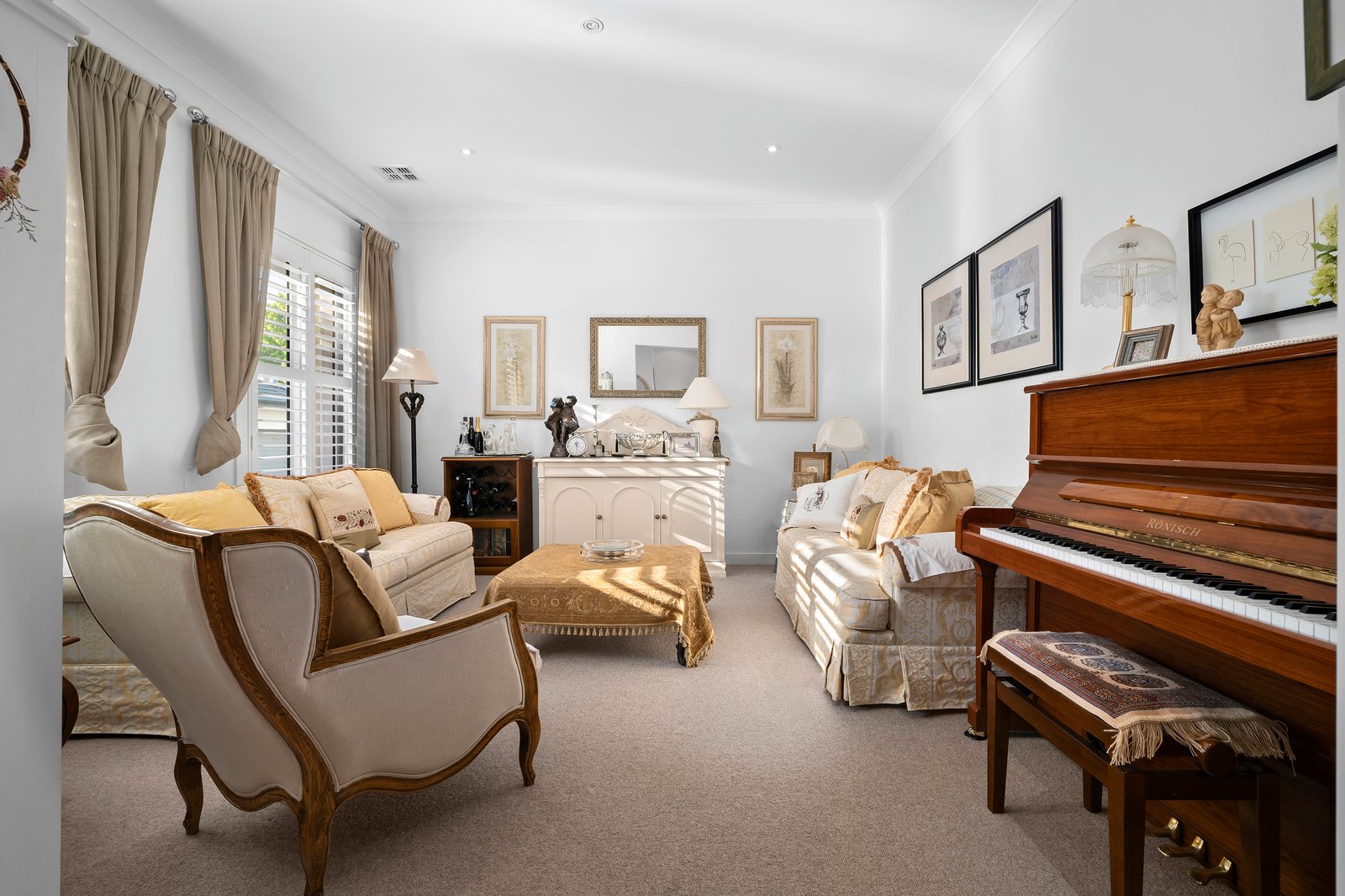 2/44 Warburton Road, Canterbury, 3126