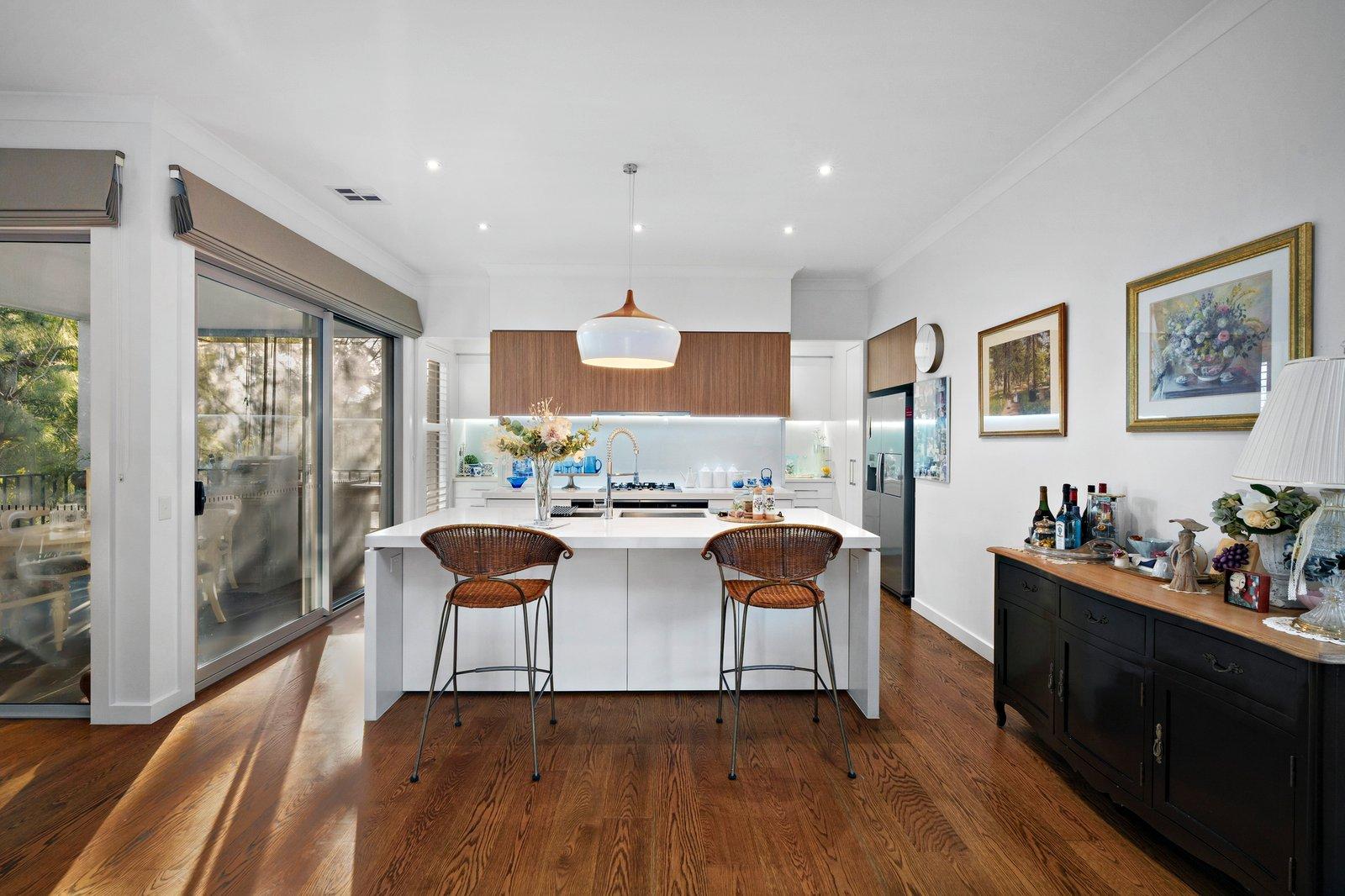 2/44 Warburton Road, Canterbury, 3126
