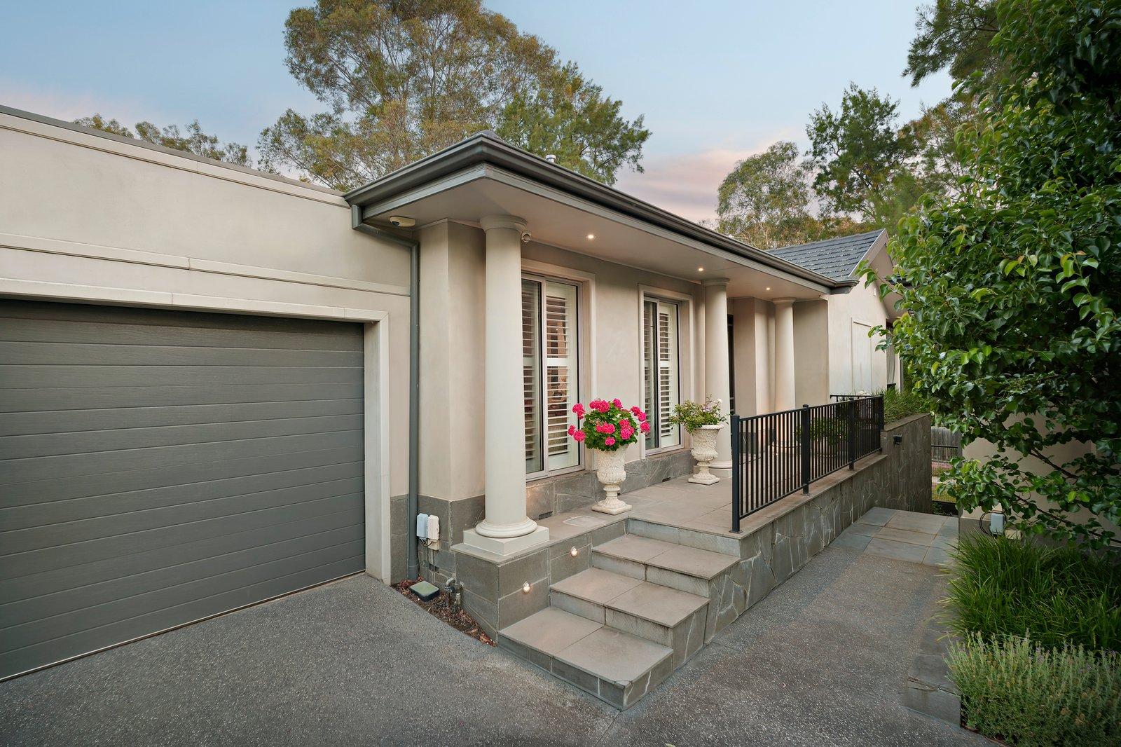 2/44 Warburton Road, Canterbury, 3126