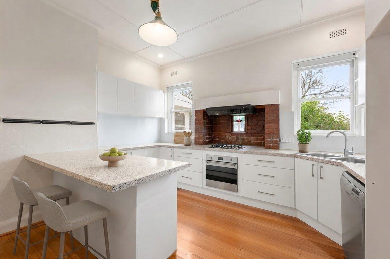 25 Albert Crescent, Surrey Hills, 3127