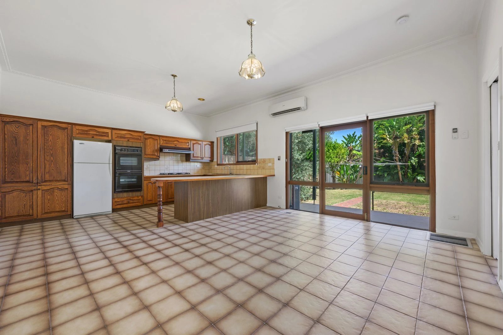 25 Ellis Road, Glen Iris, 3146
