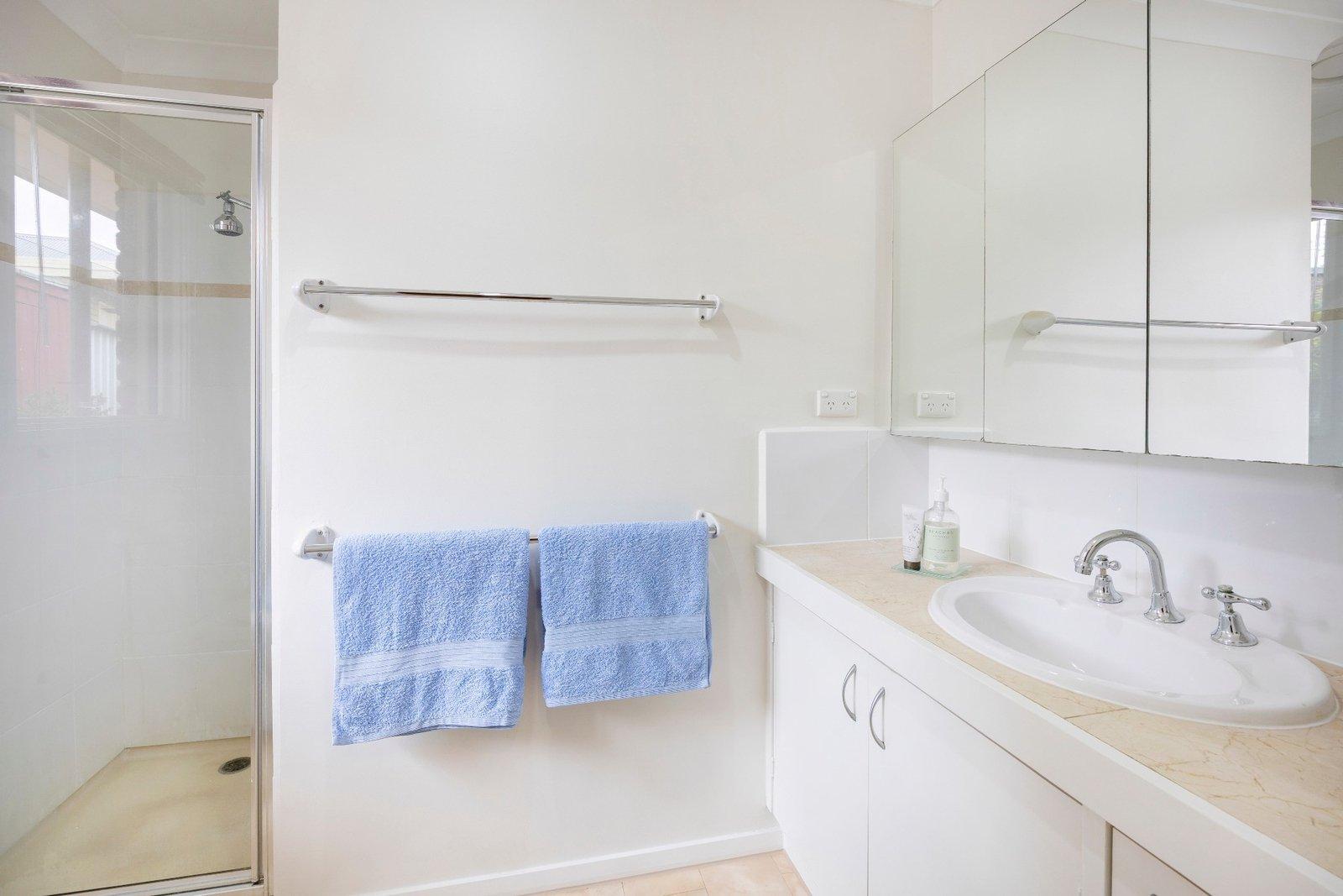 25 Redbourne Avenue, Mount Eliza, 3930