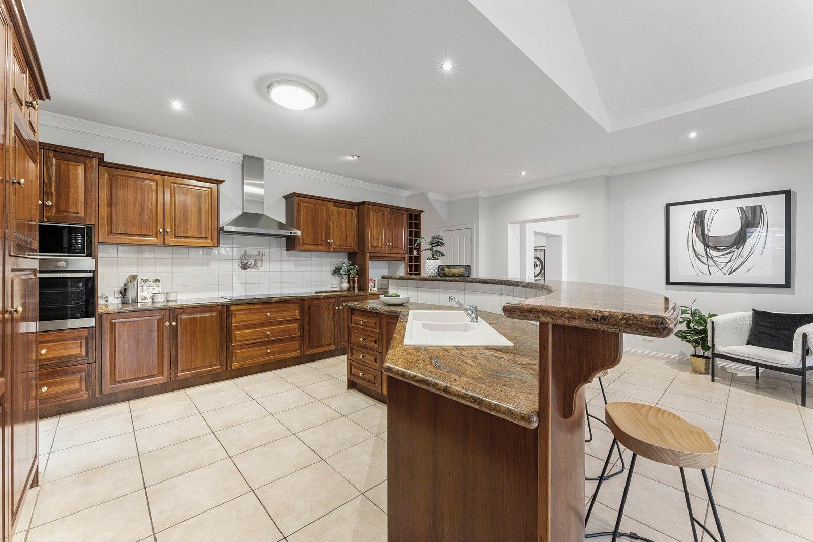 25 Robert Street, Balwyn North, 3104