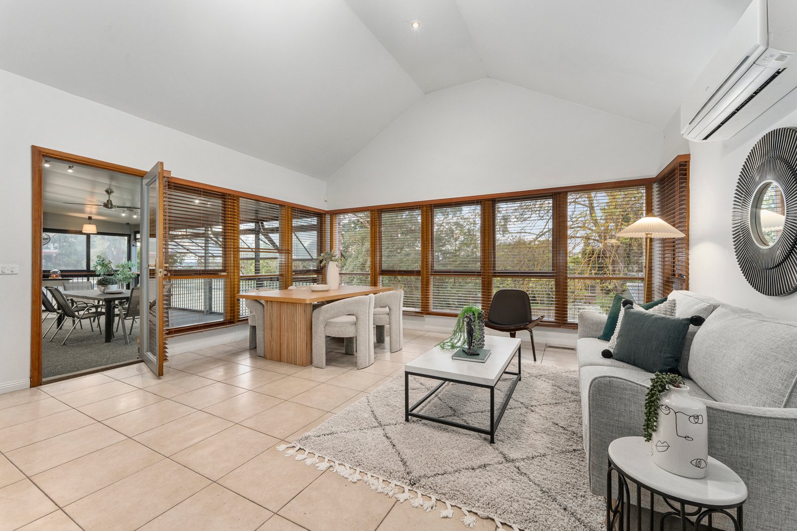 25 Robert Street, Balwyn North, 3104