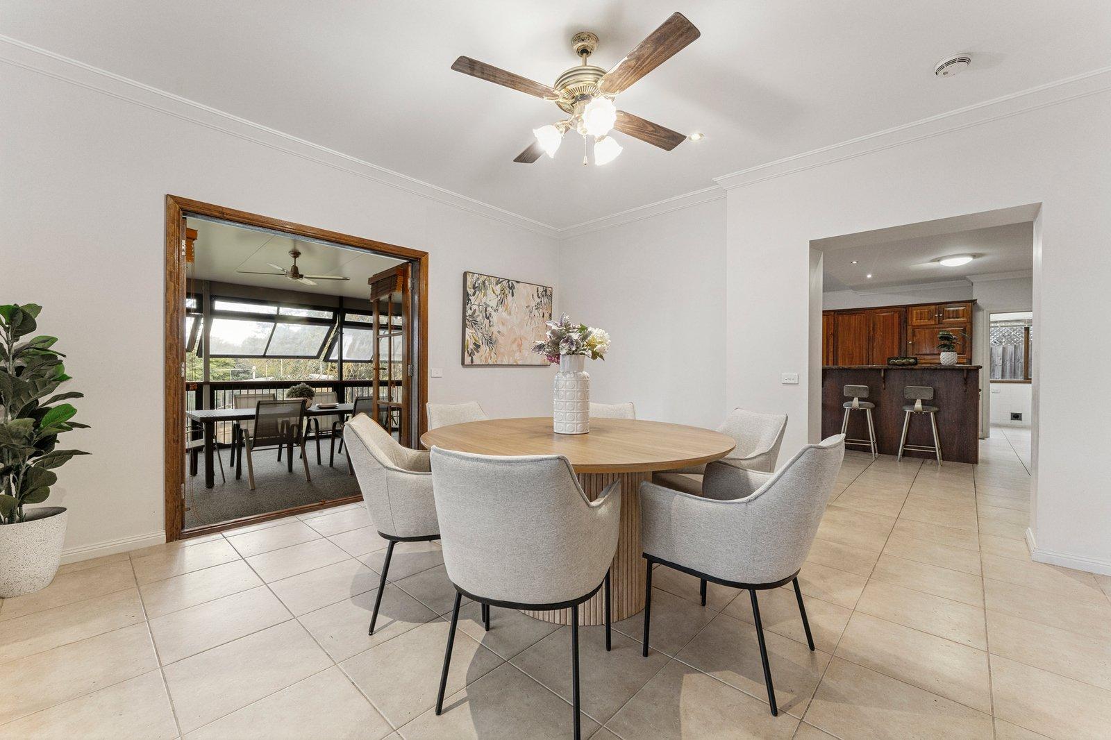 25 Robert Street, Balwyn North, 3104