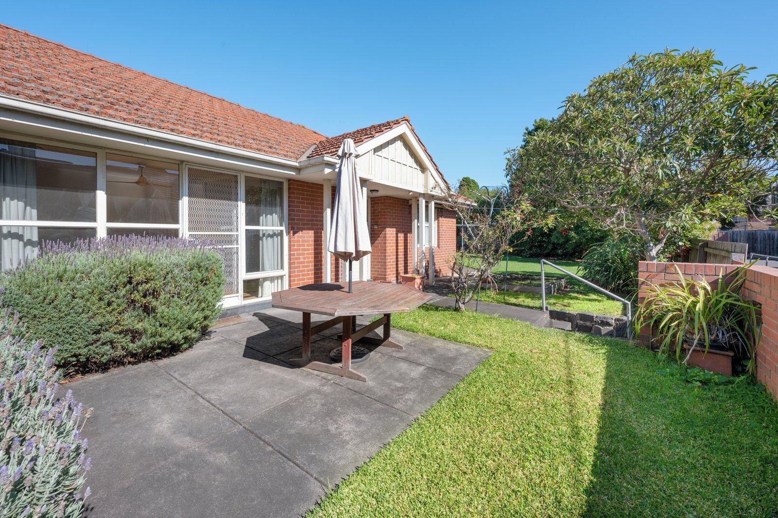 253A Burke Road, Glen Iris, 3146