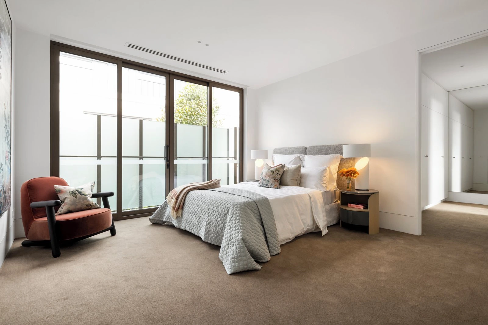 2/58A Mathoura Road, Toorak, 3142