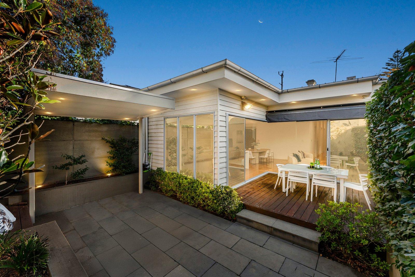 26 Kooyong Road, Armadale, 3143