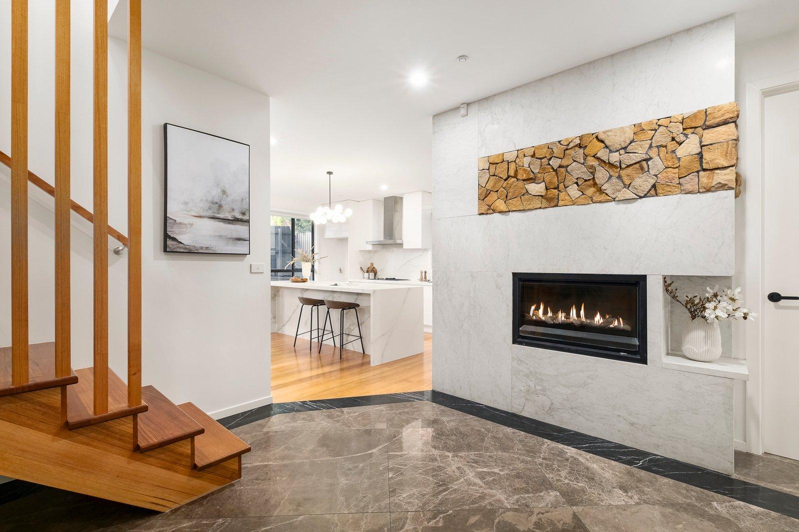 2/6 Mons Street, Glen Iris, 3146