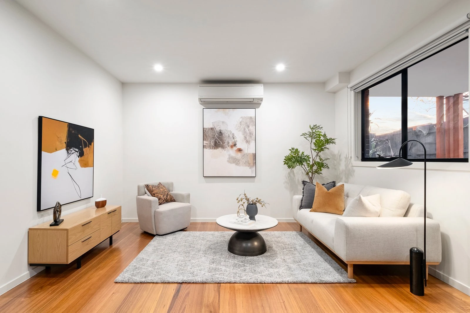 2/6 Mons Street, Glen Iris, 3146