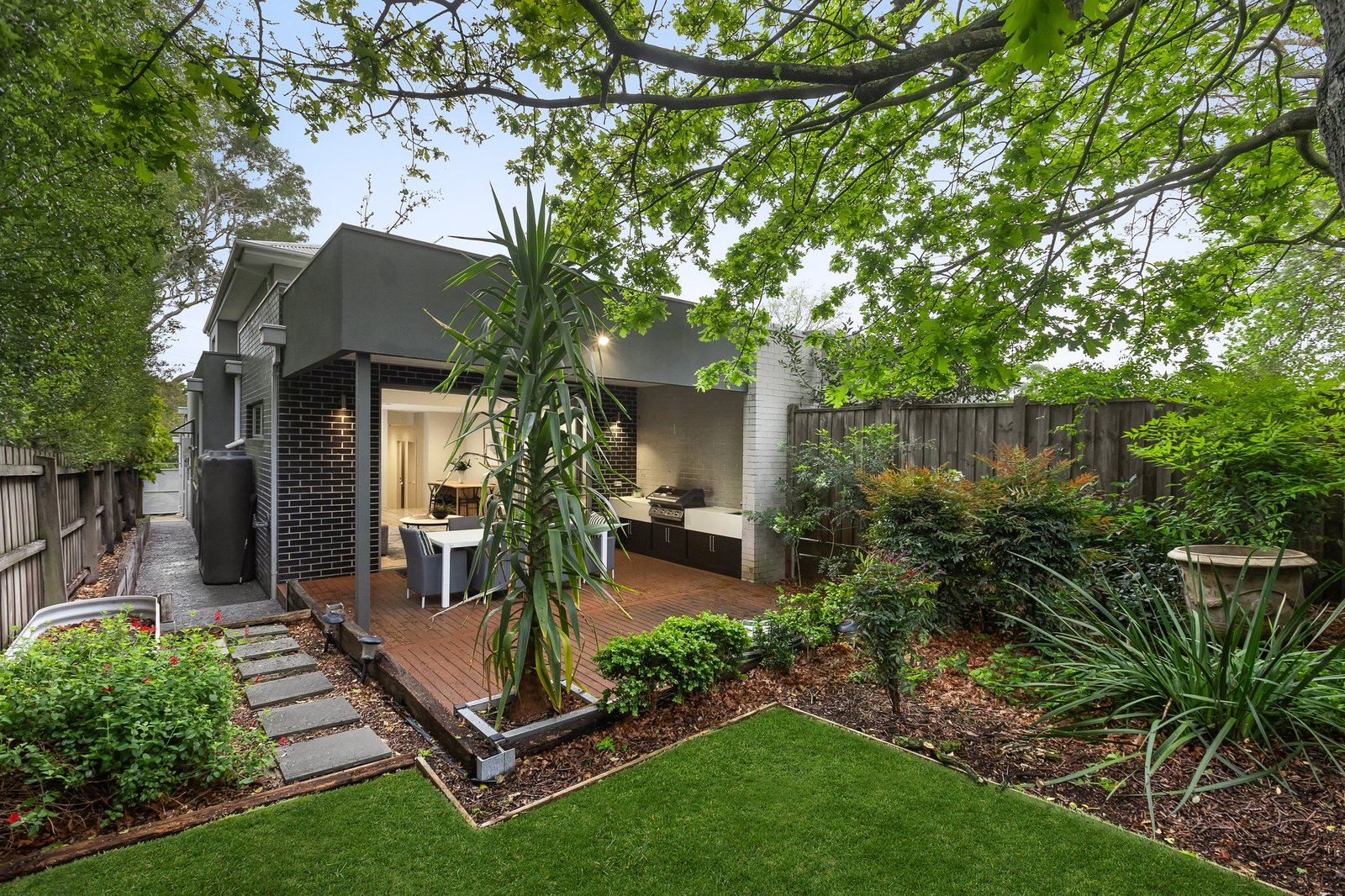 2/6 Musca Street, Balwyn North, 3104