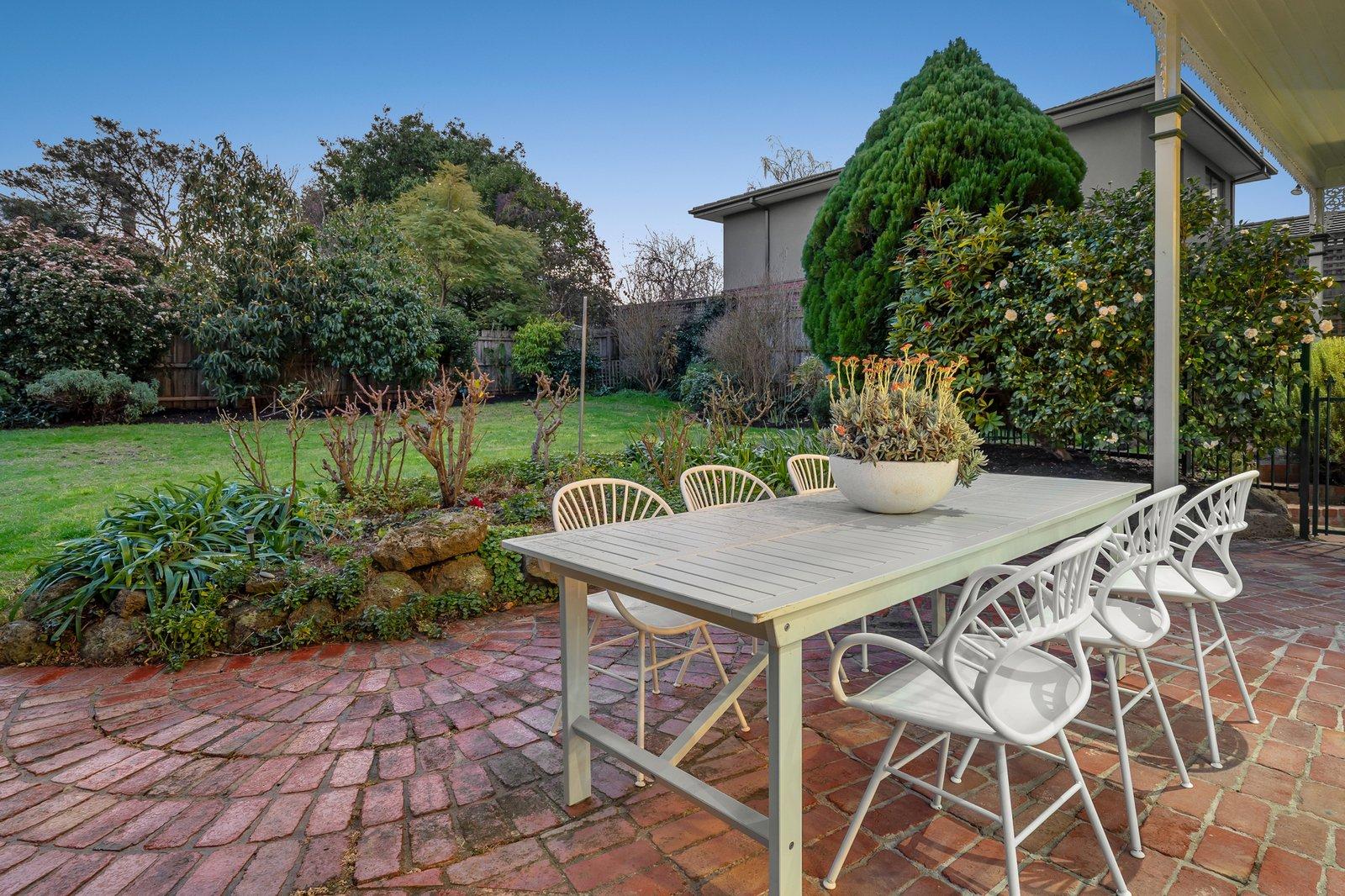 26 Russell Street, Surrey Hills, 3127