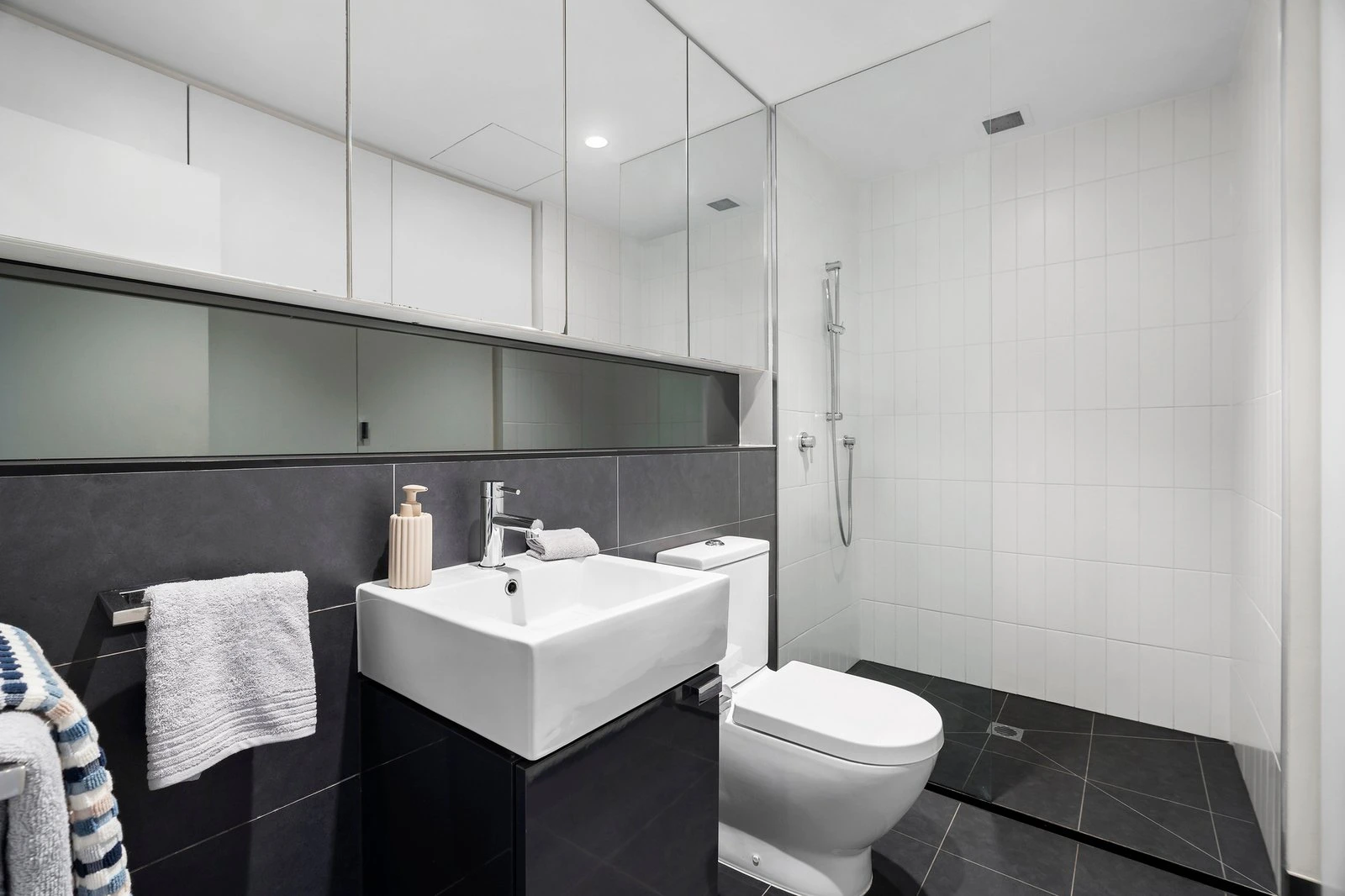 260/75 Graham Road, Highett, 3190
