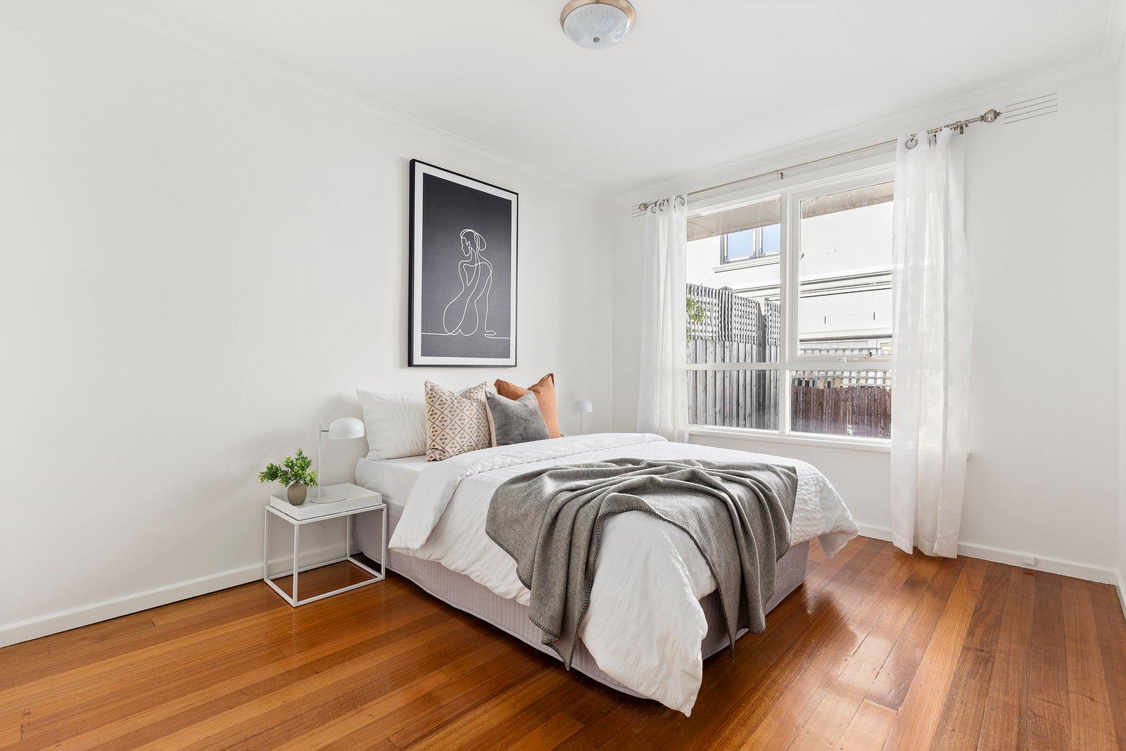 2/64 Normanby Road, Kew, 3101