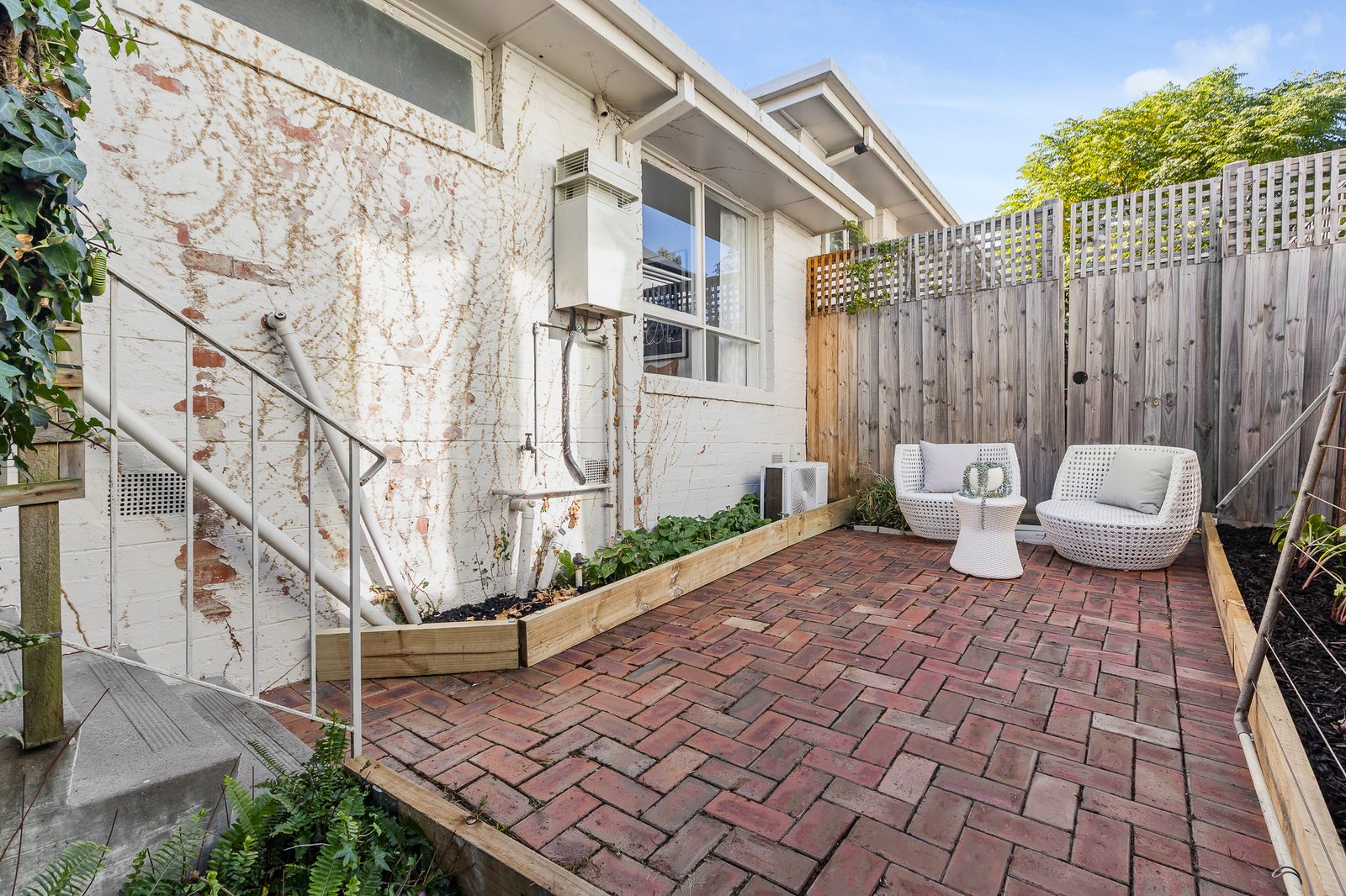 2/64 Normanby Road, Kew, 3101