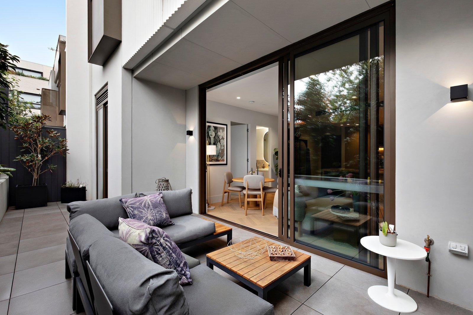 2/68 Black Street, Brighton, 3186