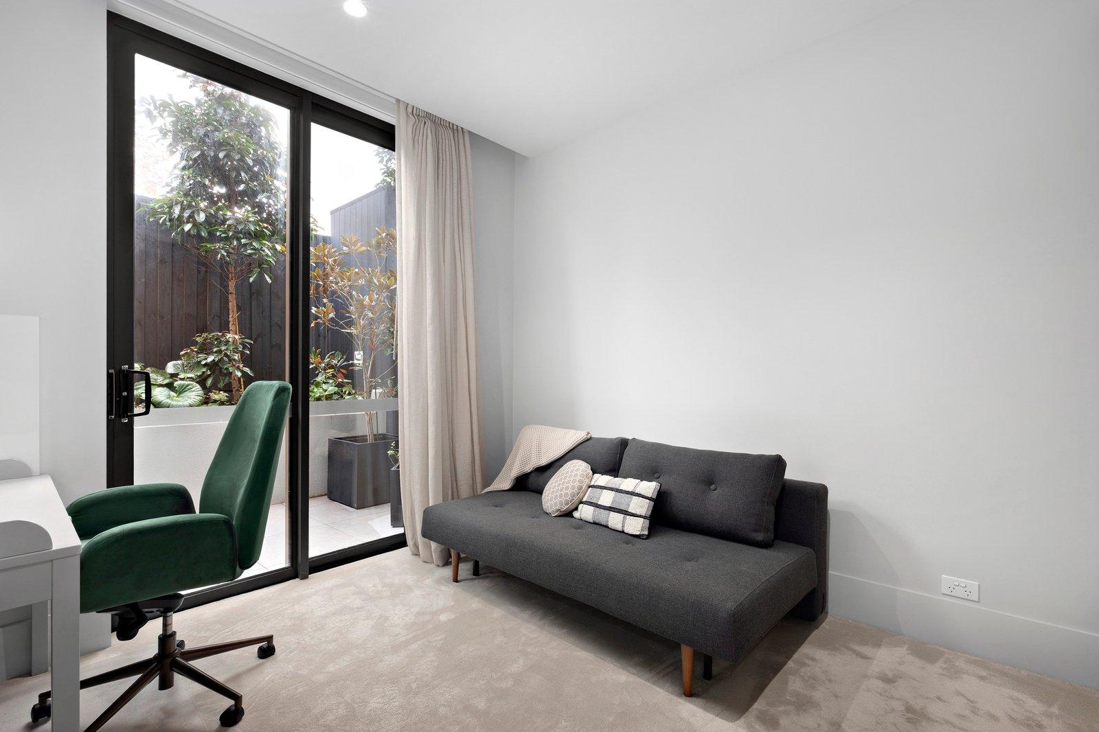 2/68 Black Street, Brighton, 3186