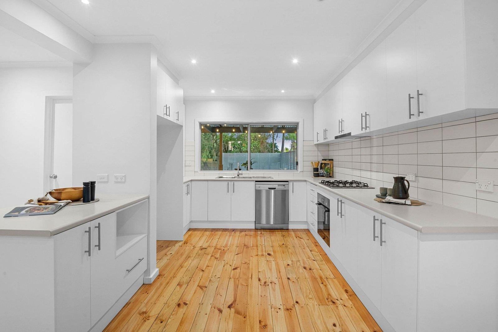 27 Benambra Street, Mornington, 3931