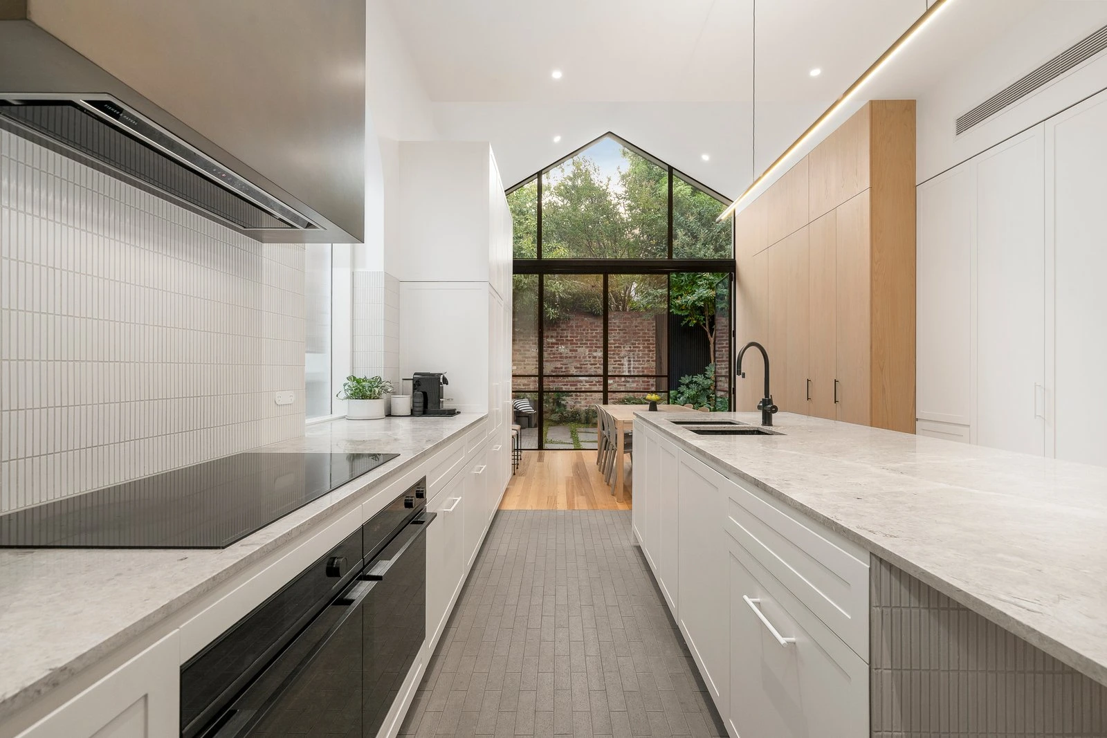27 Caroline Street South, South Yarra, 3141