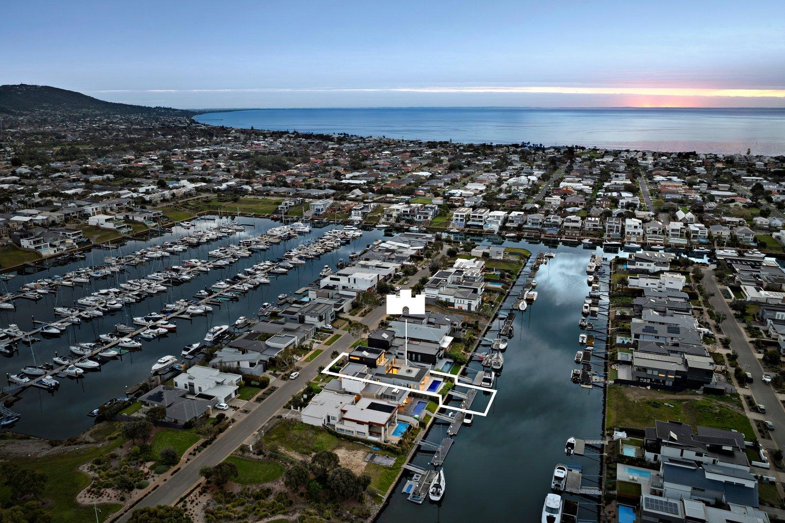 27 Helsal Point, Safety Beach, 3936