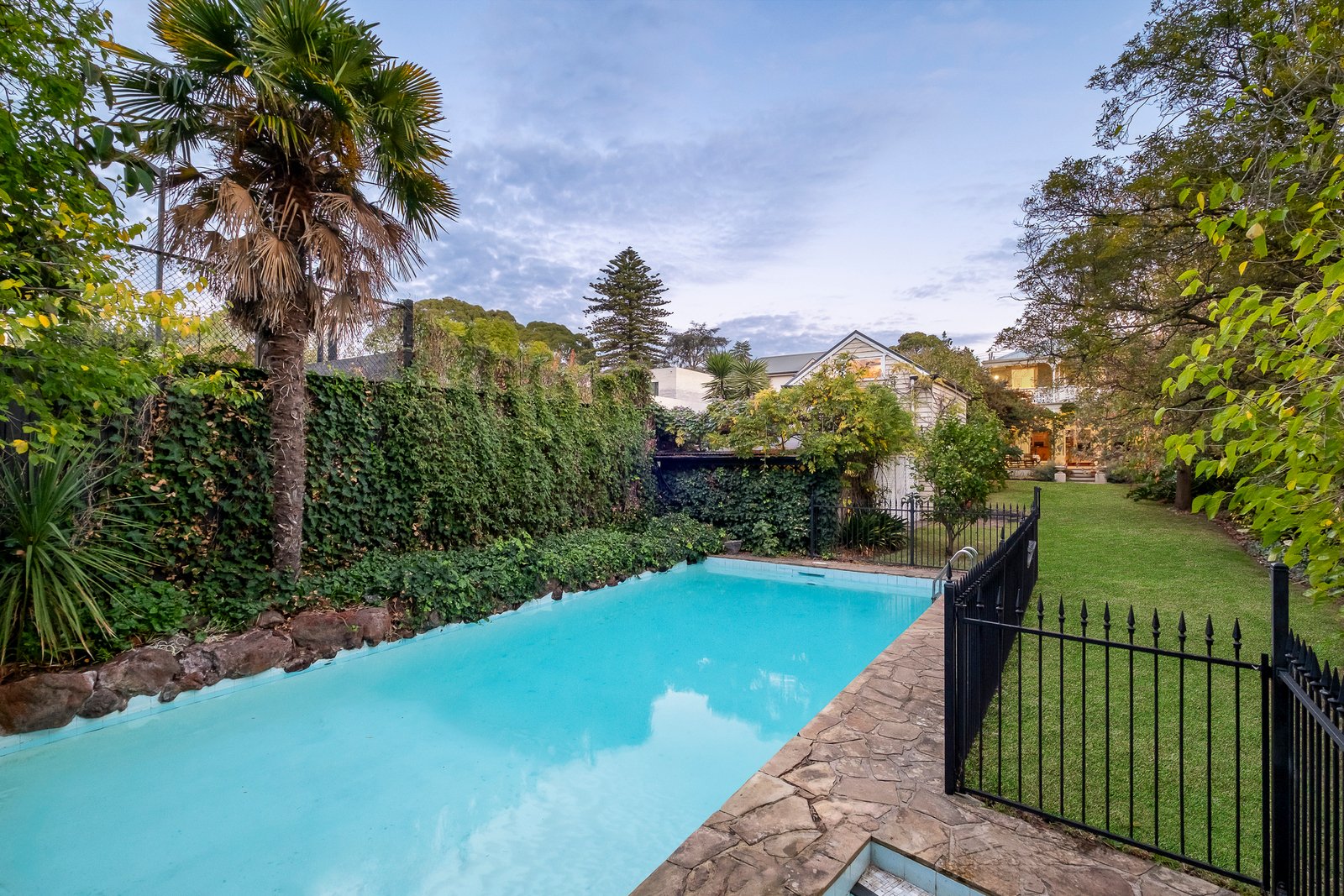 27 Lisson Grove, Hawthorn, 3122