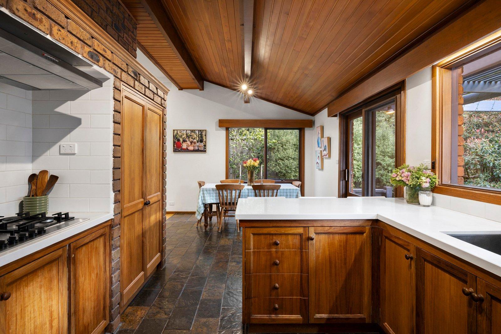 27 Millbank Drive, Mount Eliza, 3930