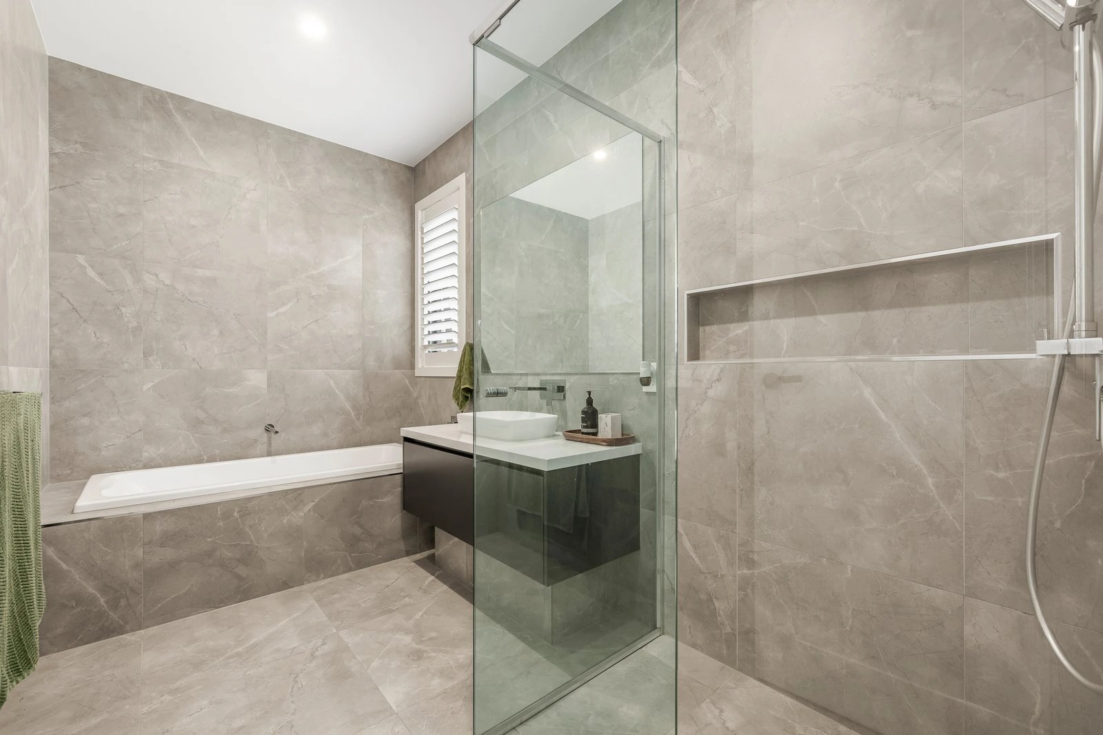 27 Renwick Street, Glen Iris, 3146