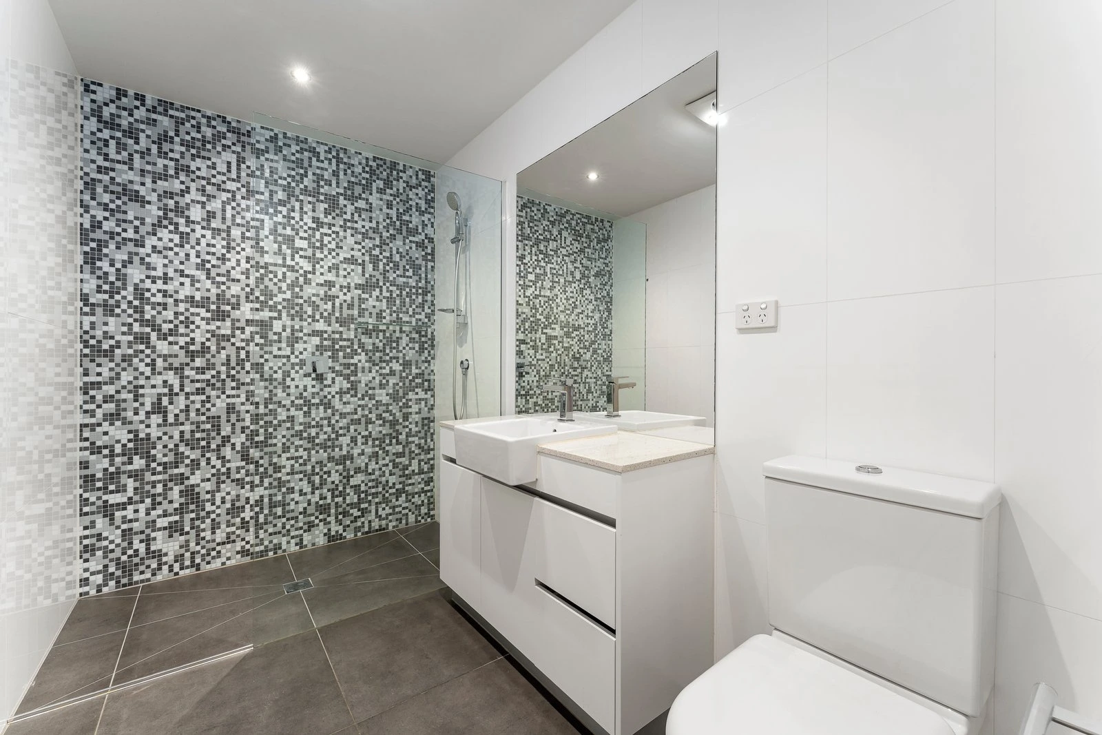 271 Adderley Street, West Melbourne, 3003