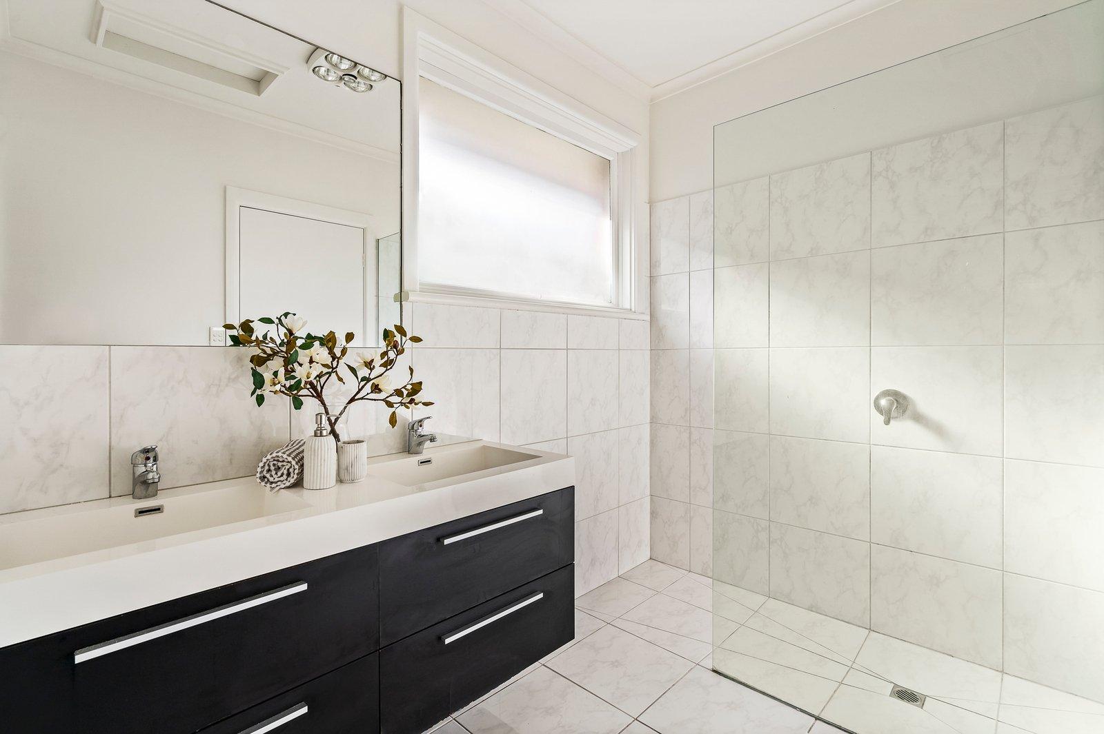 2/76 Martin Road, Glen Iris, 3146