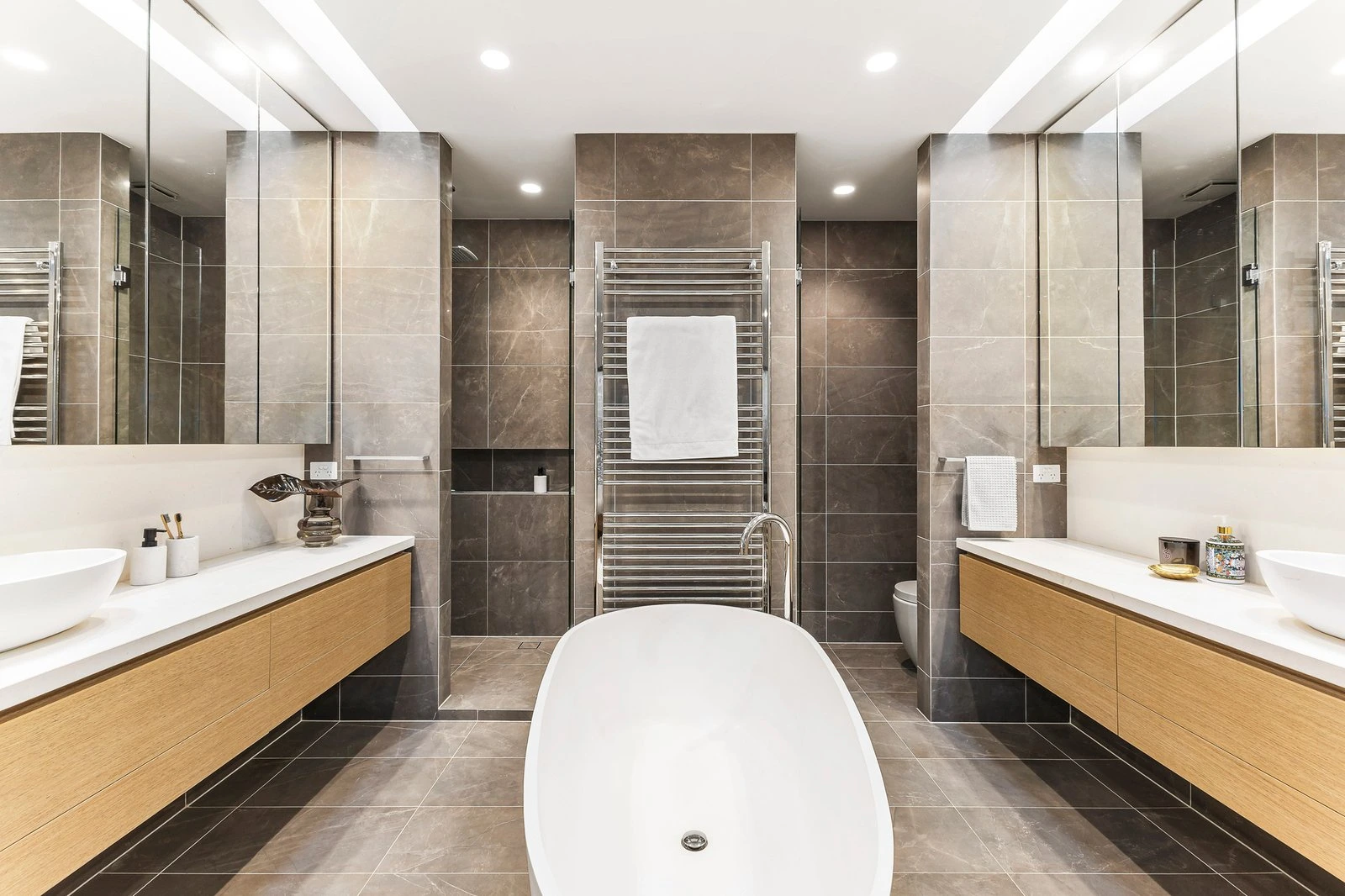 27A Fermanagh Road, Camberwell, 3124