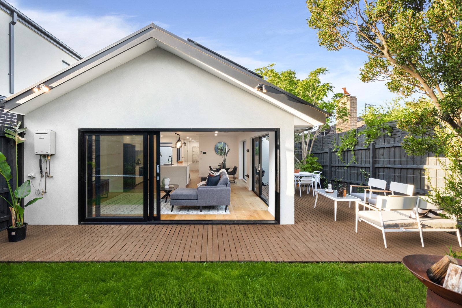 2/8 Access Road, Mont Albert North, 3129