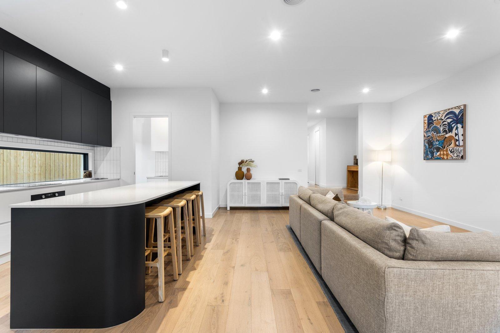 28 Carnoustie Grove, Mornington, 3931
