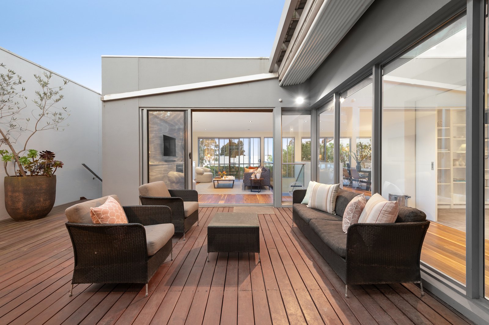 28 Lower Drive, Kew, 3101