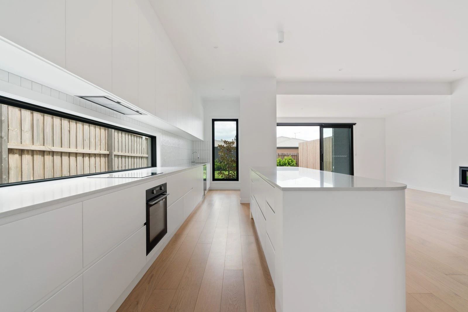 28A Carnoustie Grove, Mornington, 3931