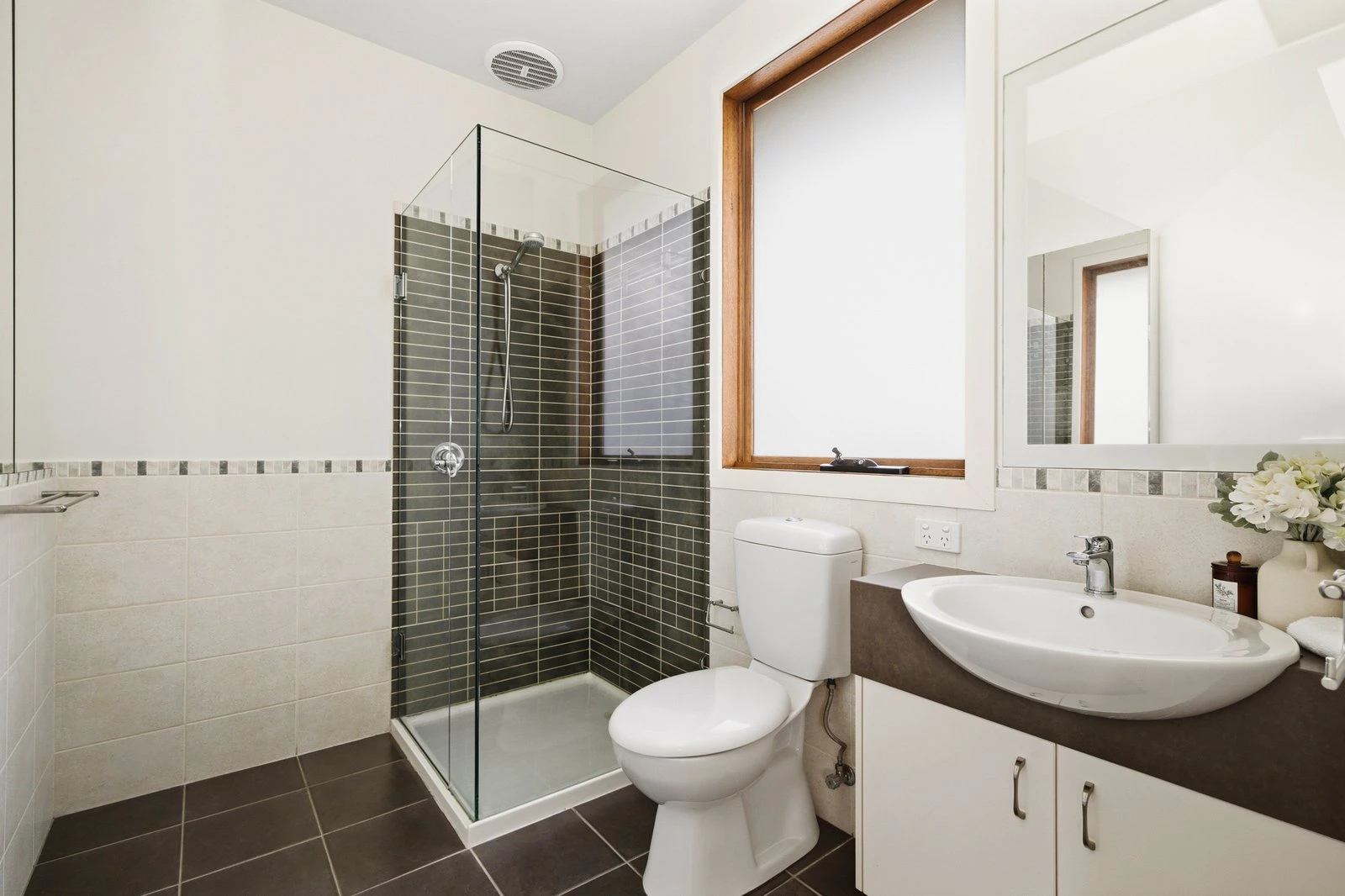 28A Roydon Street, Hampton East, 3188