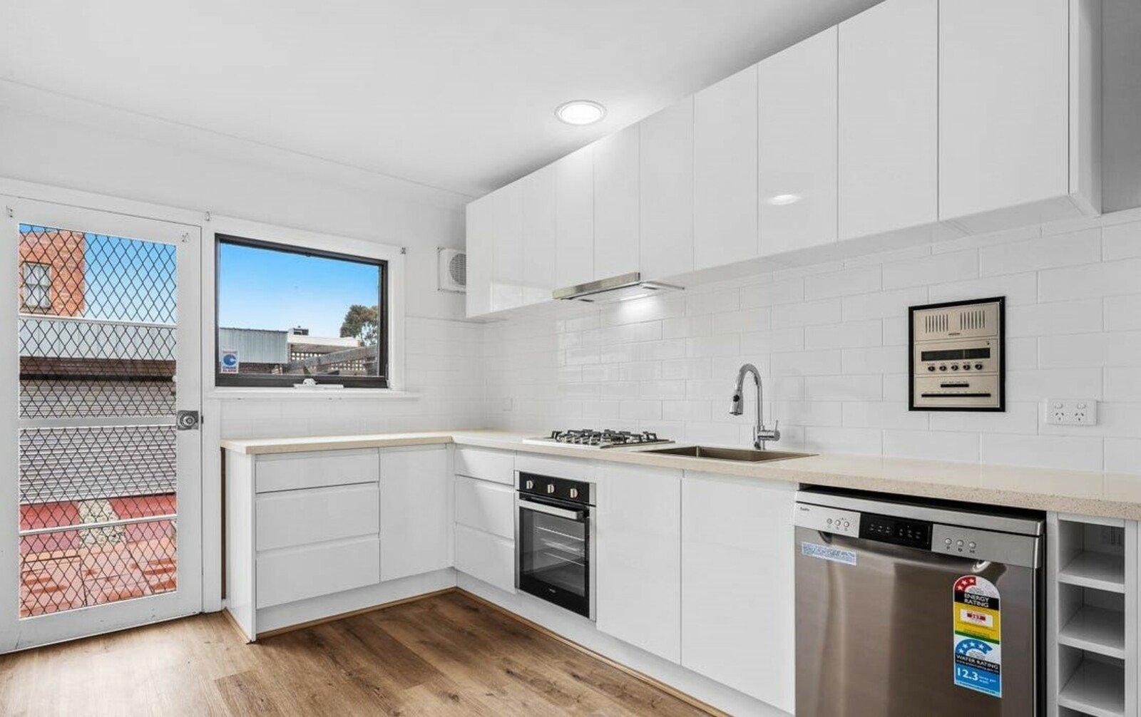 28B Aberdeen Road, Prahran, 3181