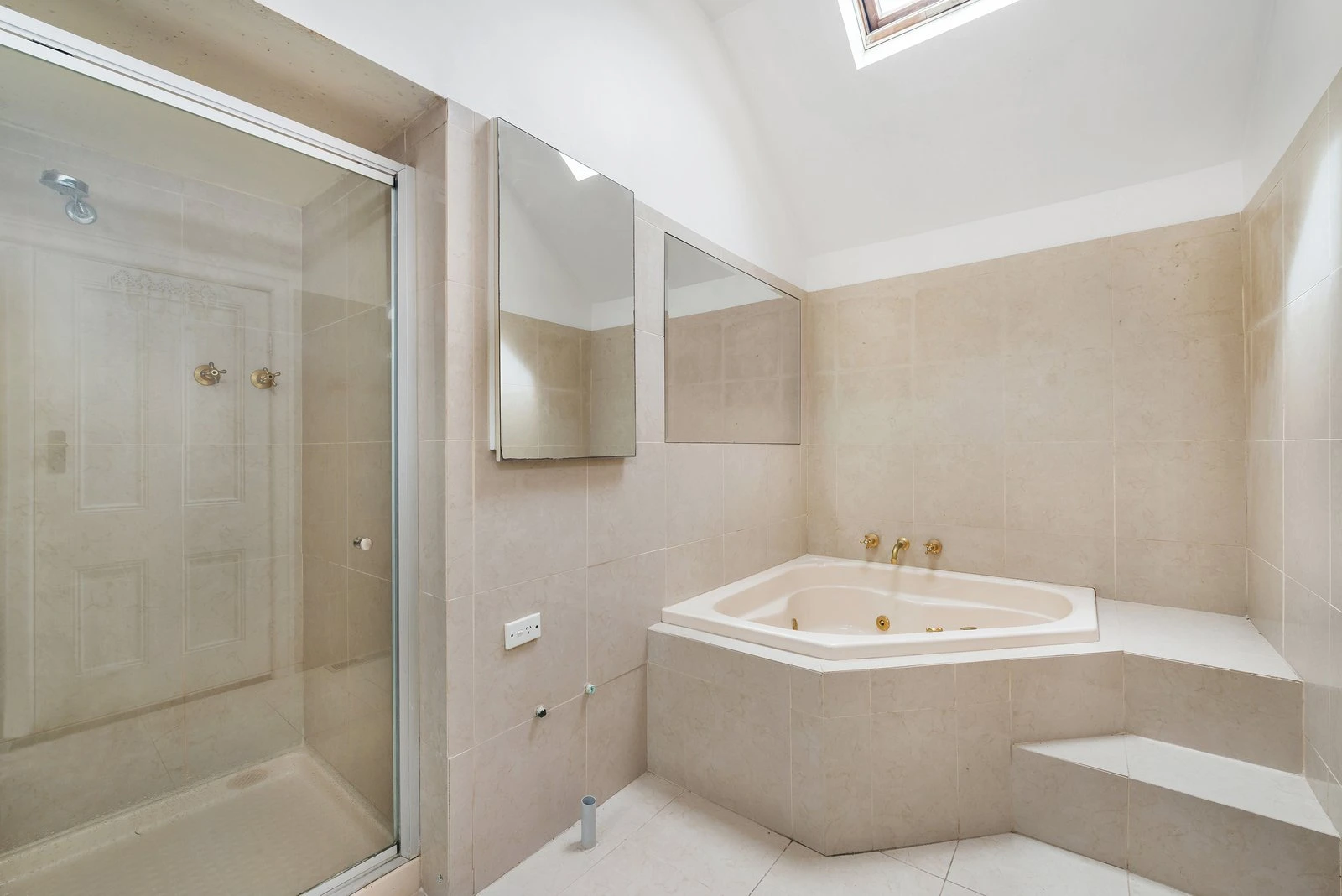 29 Beach Road, Hampton, 3188