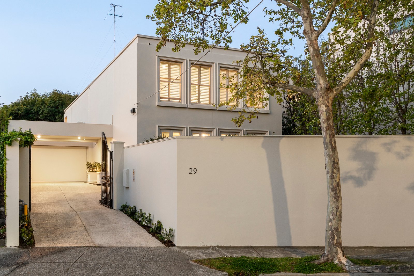 29 Lambert Road, Toorak, 3142