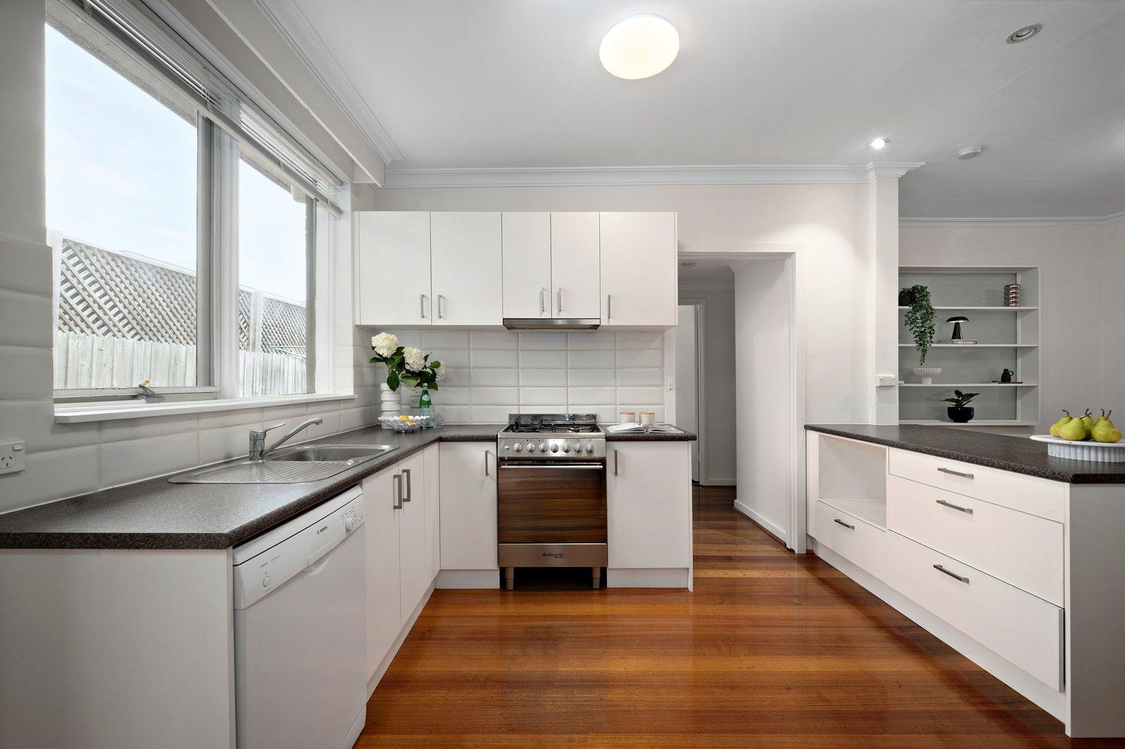 2/90 Bay Road, Sandringham, 3191