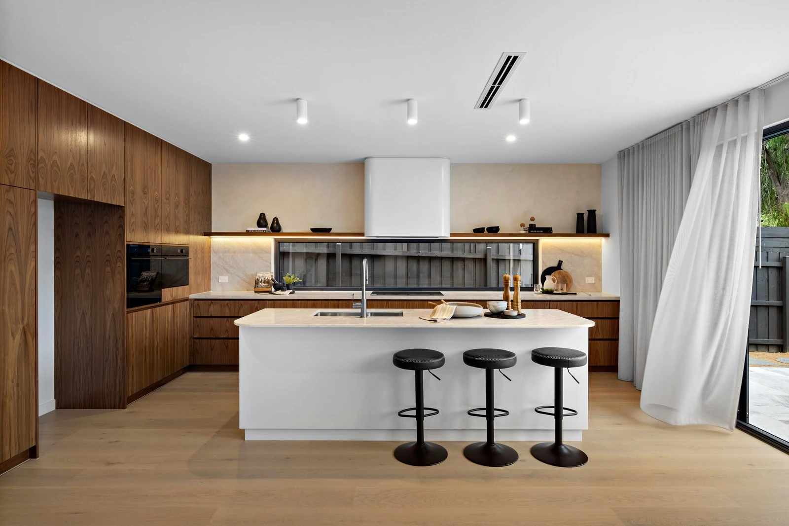 2A Fulton Avenue, Mornington, 3931