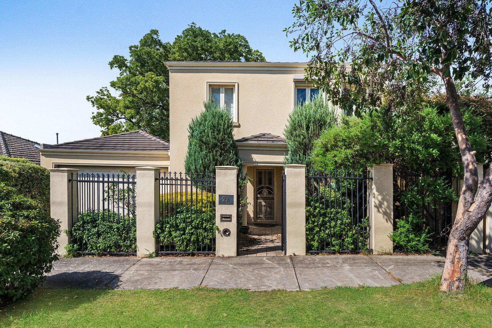 2A Woodlands Avenue, Kew East, 3102