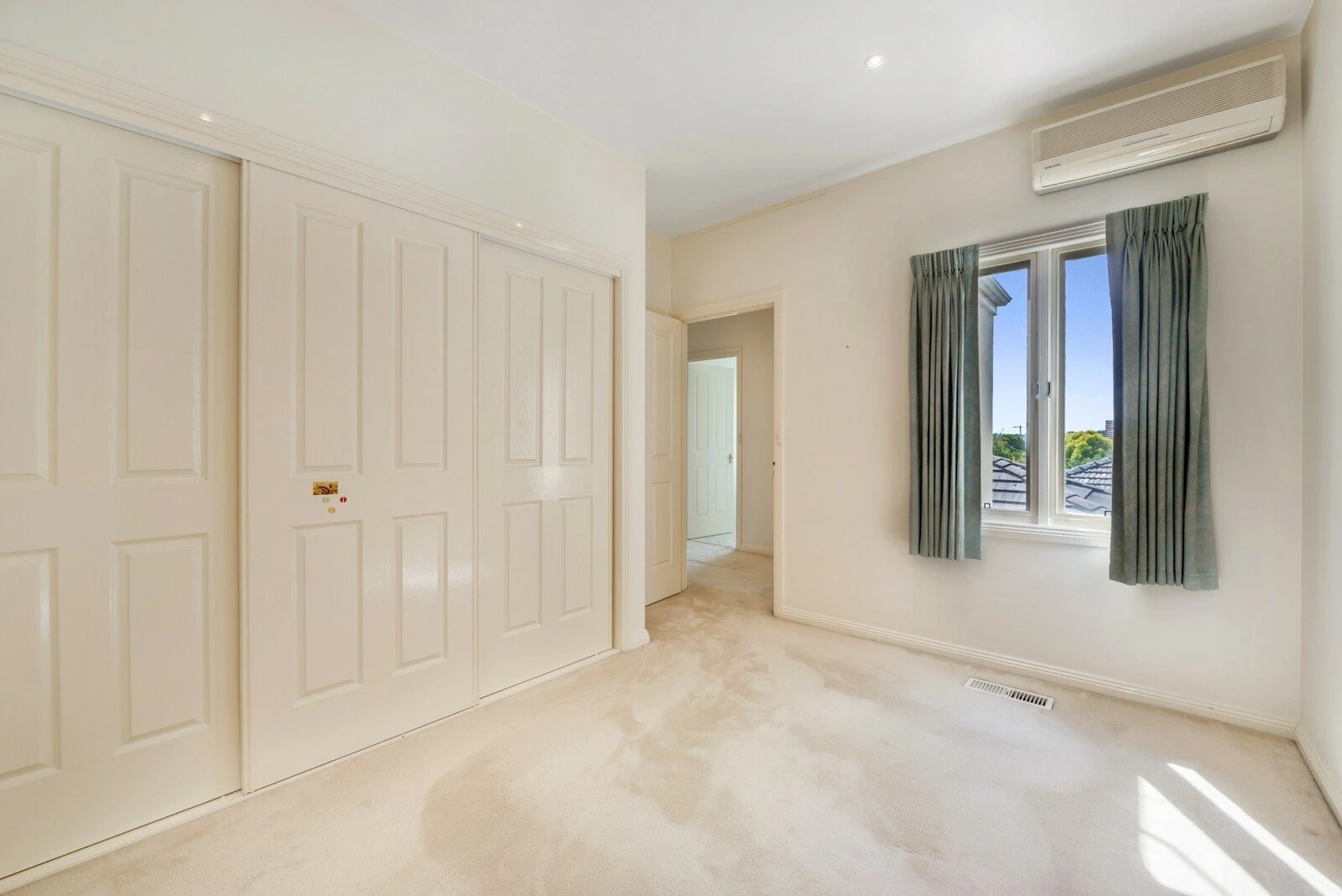2A Woodlands Avenue, Kew East, 3102