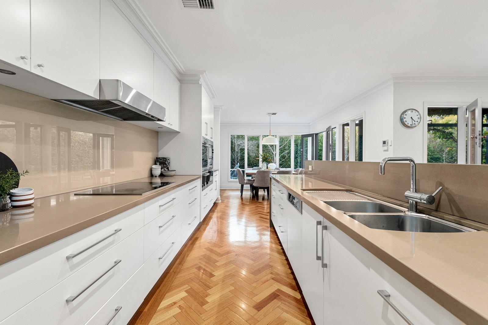 3 Irymple Avenue, Glen Iris, 3146