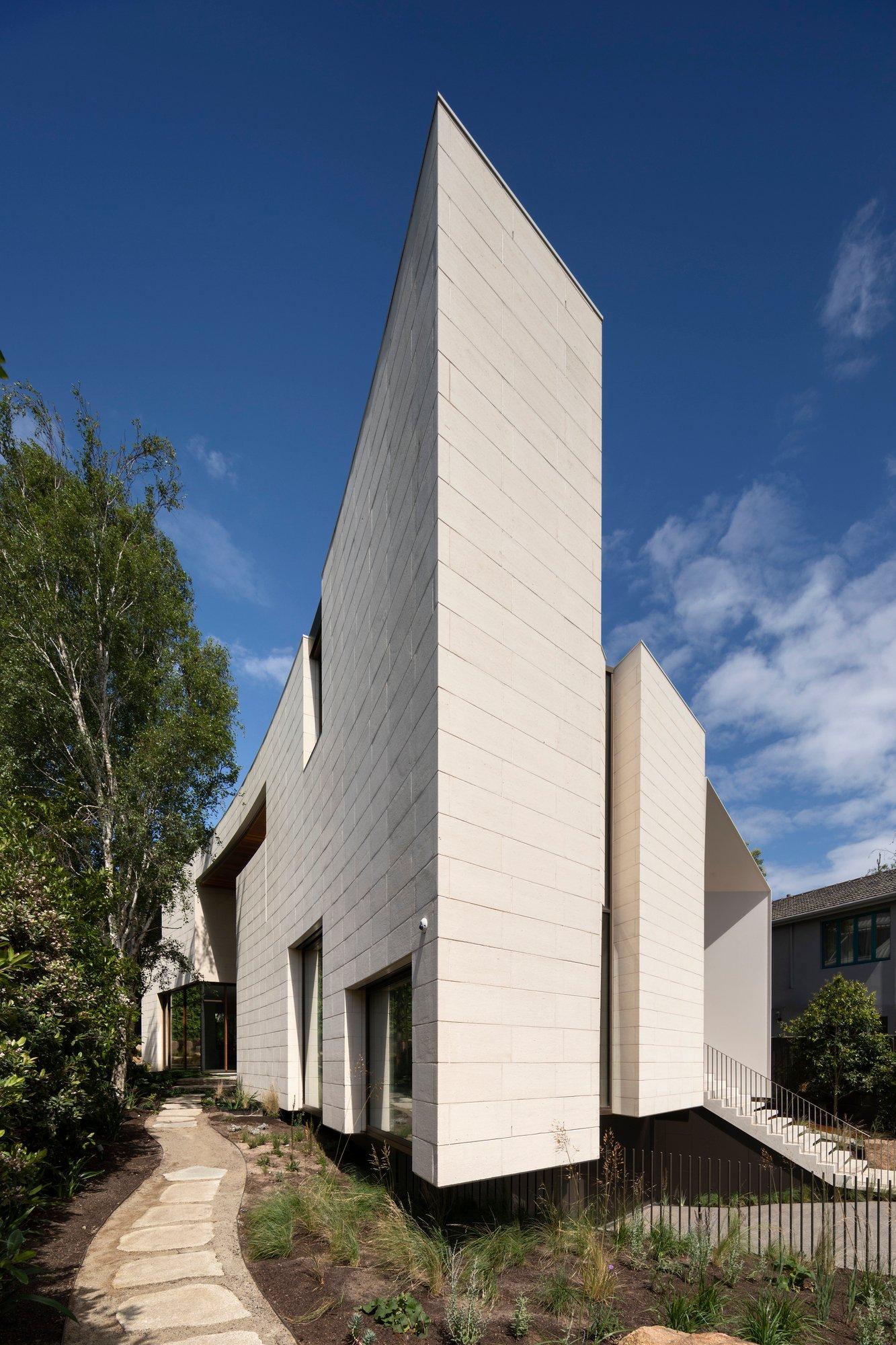 3 Leighton Court, Toorak, 3142