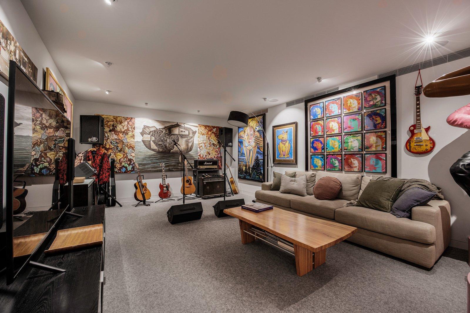 3 Leighton Court, Toorak, 3142