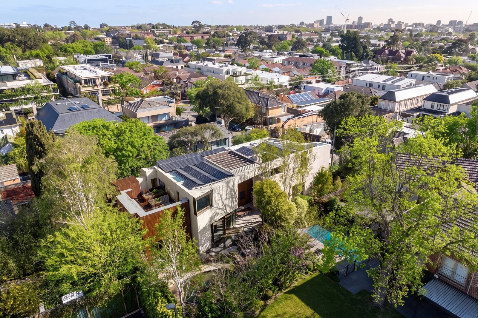 3 Leighton Court, Toorak, 3142