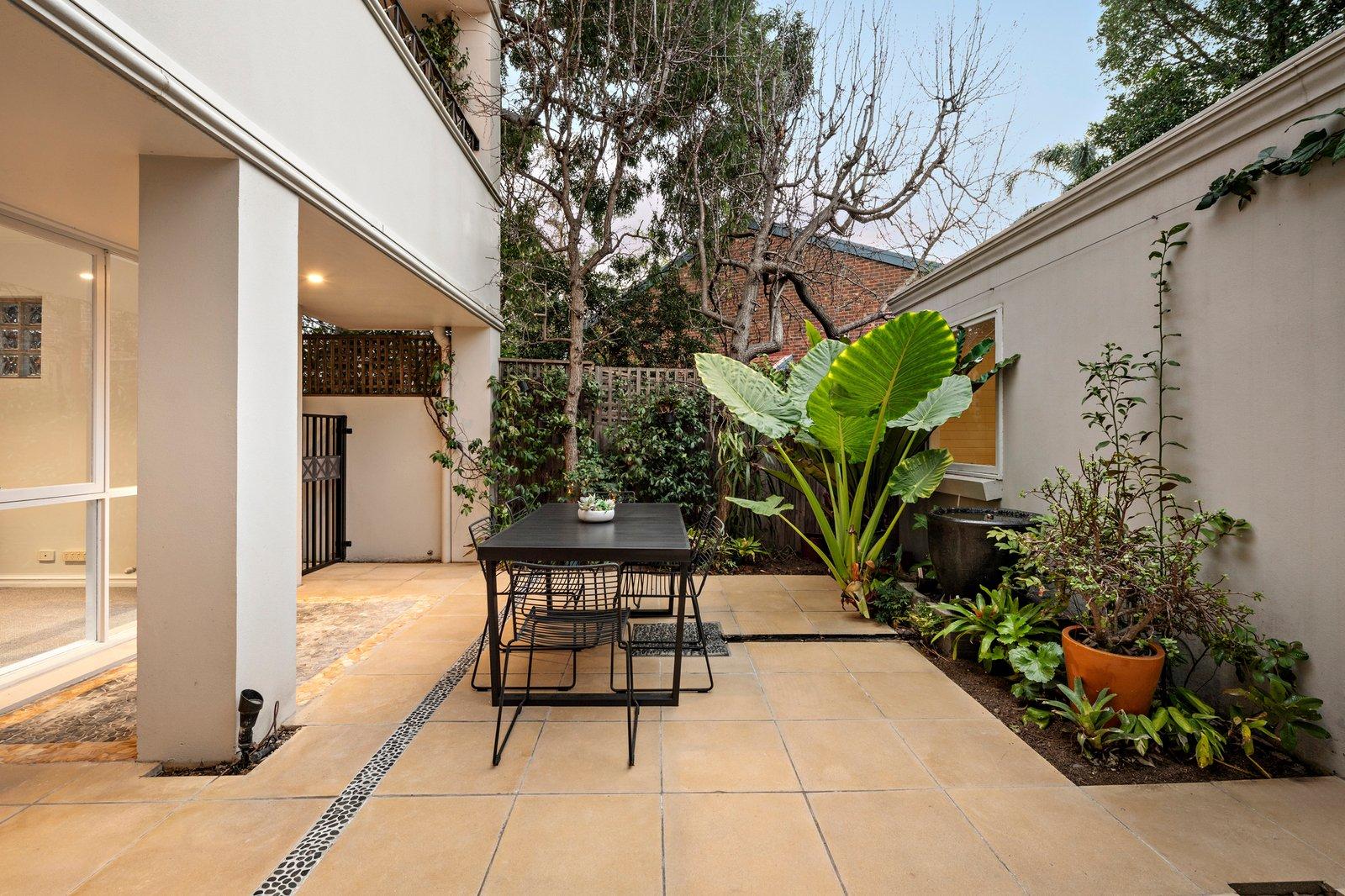 3 Mitford Place, St Kilda, 3182